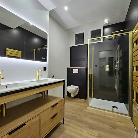 Le Nautilus - Et Kursaal Apartmán *